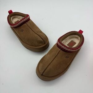 UGG Kids' Tazz Slippers Size 1Y Pre-Owned Suede Platform Slip-Ons